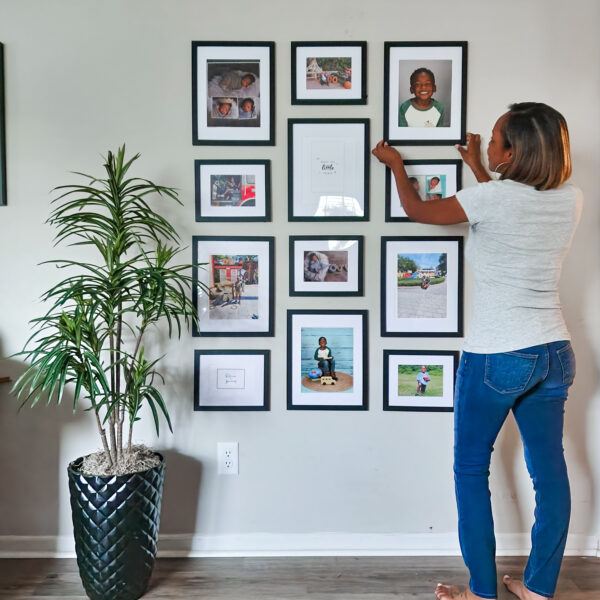 How to Create a Minimalist Gallery Wall