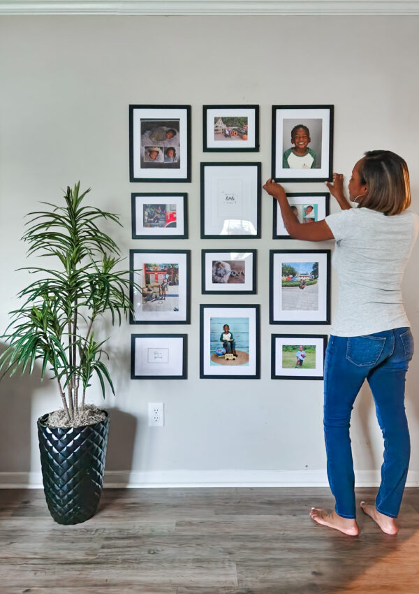 How to Create a Minimalist Gallery Wall